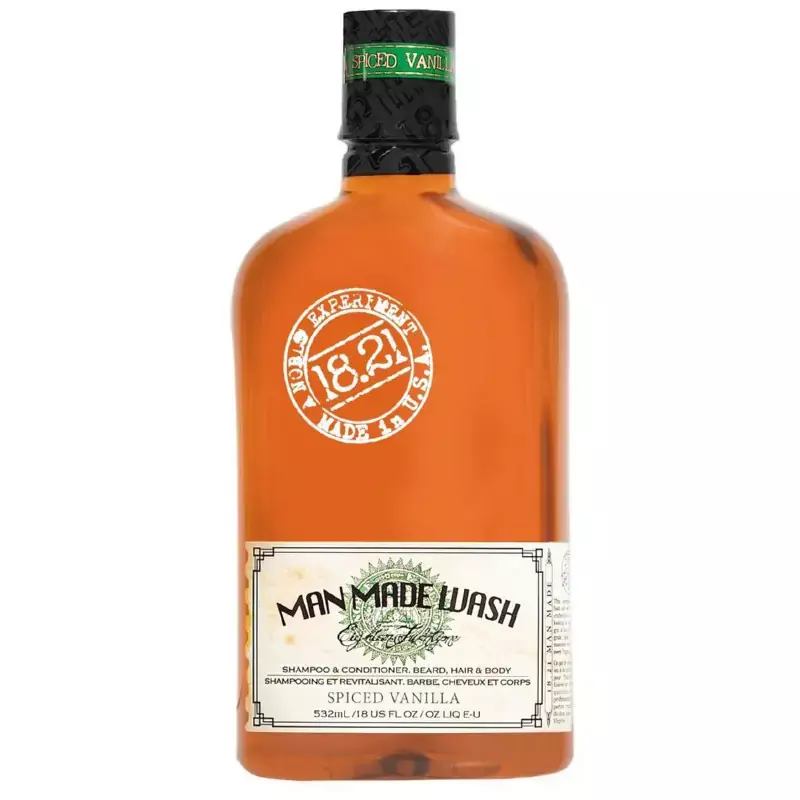 1821 MAN MADE Daugiafunkcė priemonė vyrams 3 in 1: stiprinamasis šampūnas, kondicionierius ir kūno prausiklis viename Wash Spiced Vanilla, 532ml