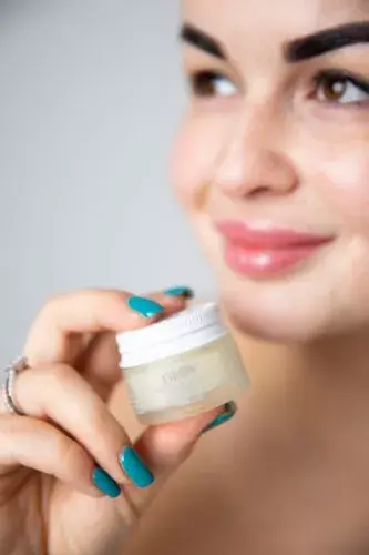 Glov Lip Harmony Smoothing and moisturizing lip butter lūpų sviestas